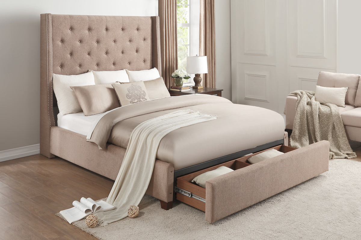 Fairborn Brown Tufted Queen Platform Bed with Storage Footboard | 5877