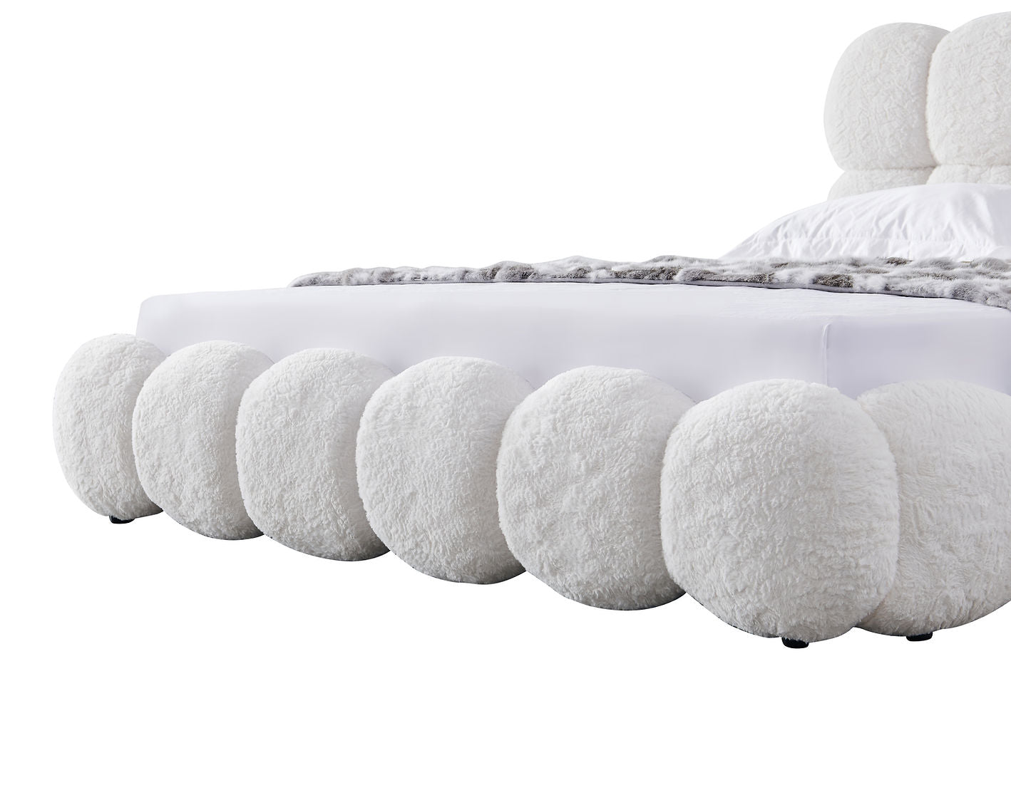 Coco White Alpaca King Platform Bed B195