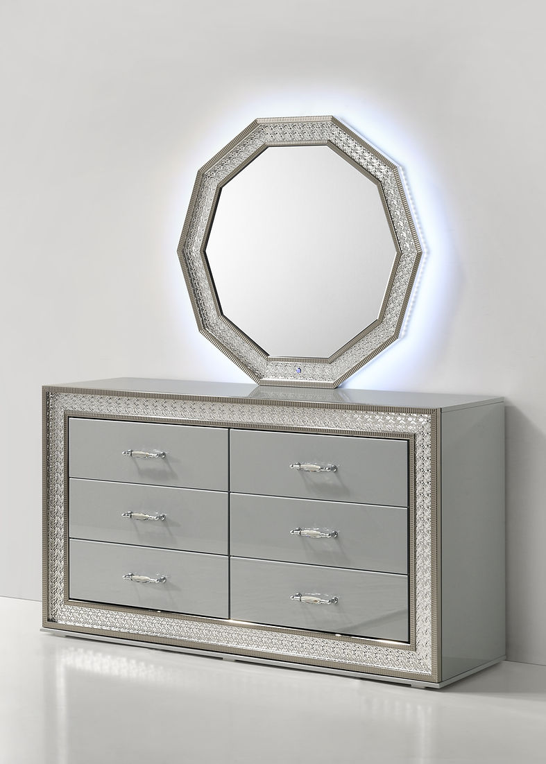 Dubai Metallic Silver Panel Bedroom Set B92