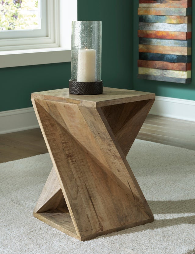 Zalemont Distressed Brown Accent Table A4000510