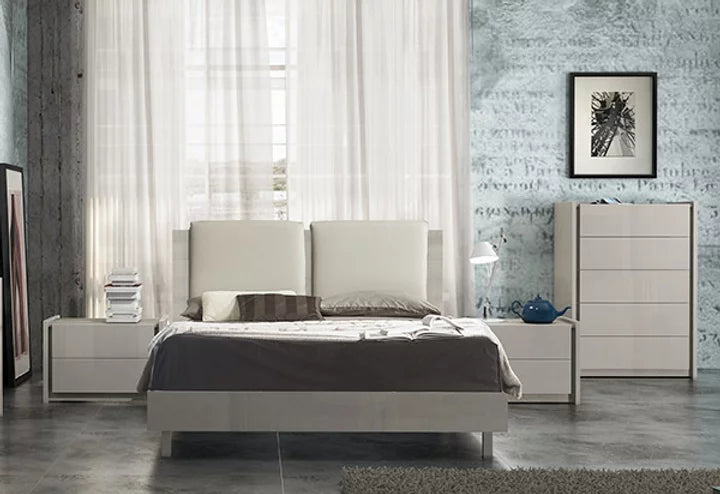 Erika Collection Grey Italian Bedroom Set