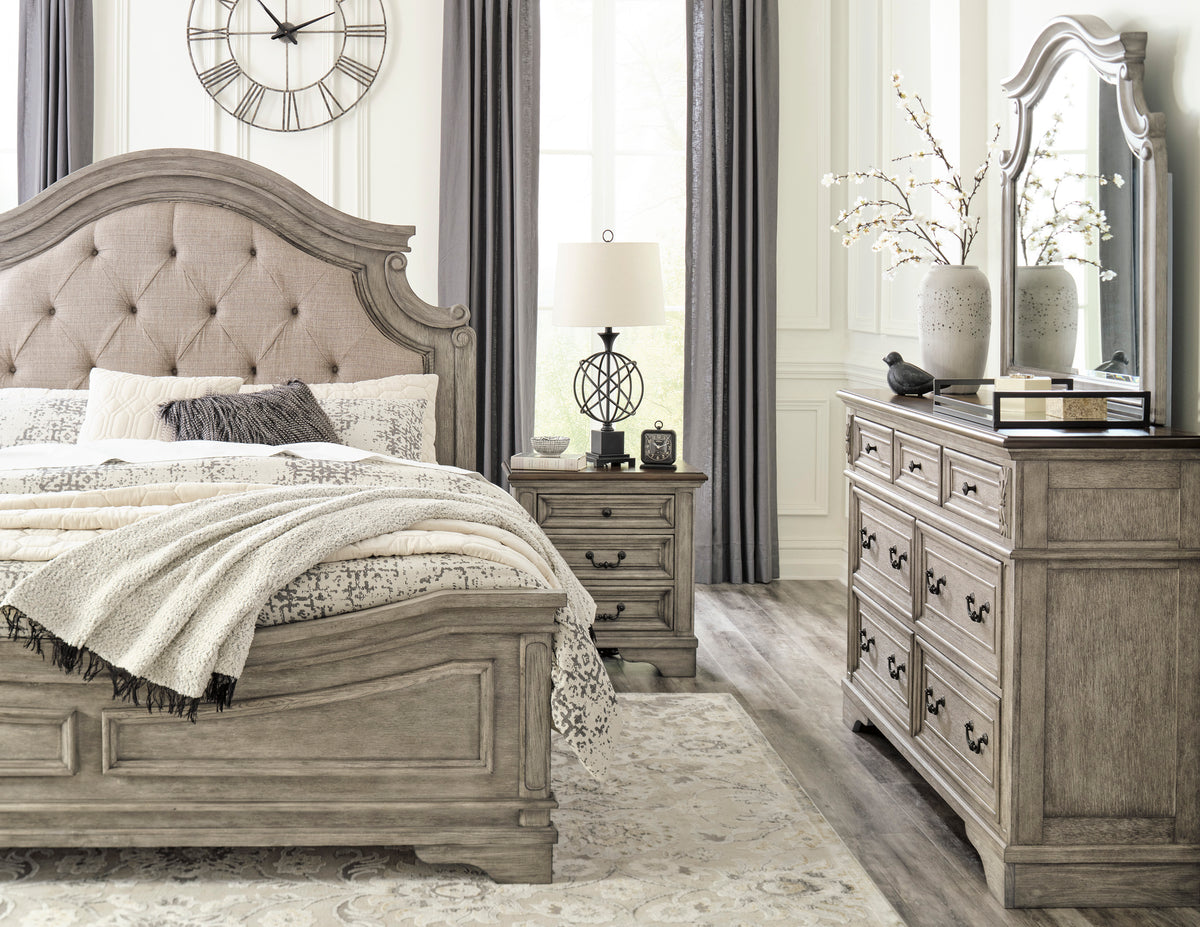 Lodenbay Antique Gray Upholstered Panel Bedroom Set

B751