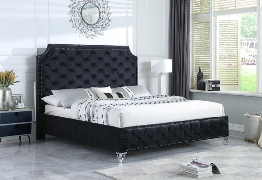 Leilah Platform Black Velvet Queen Bed B830