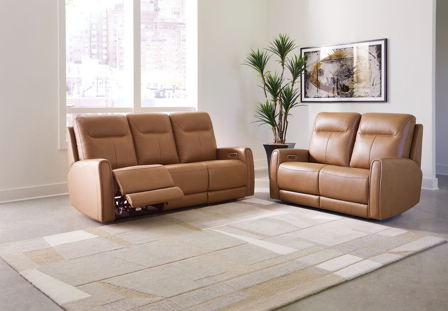 Tryanny Butterscotch GENUINE LEATHER/POWER Sofa & Loveseat U93704