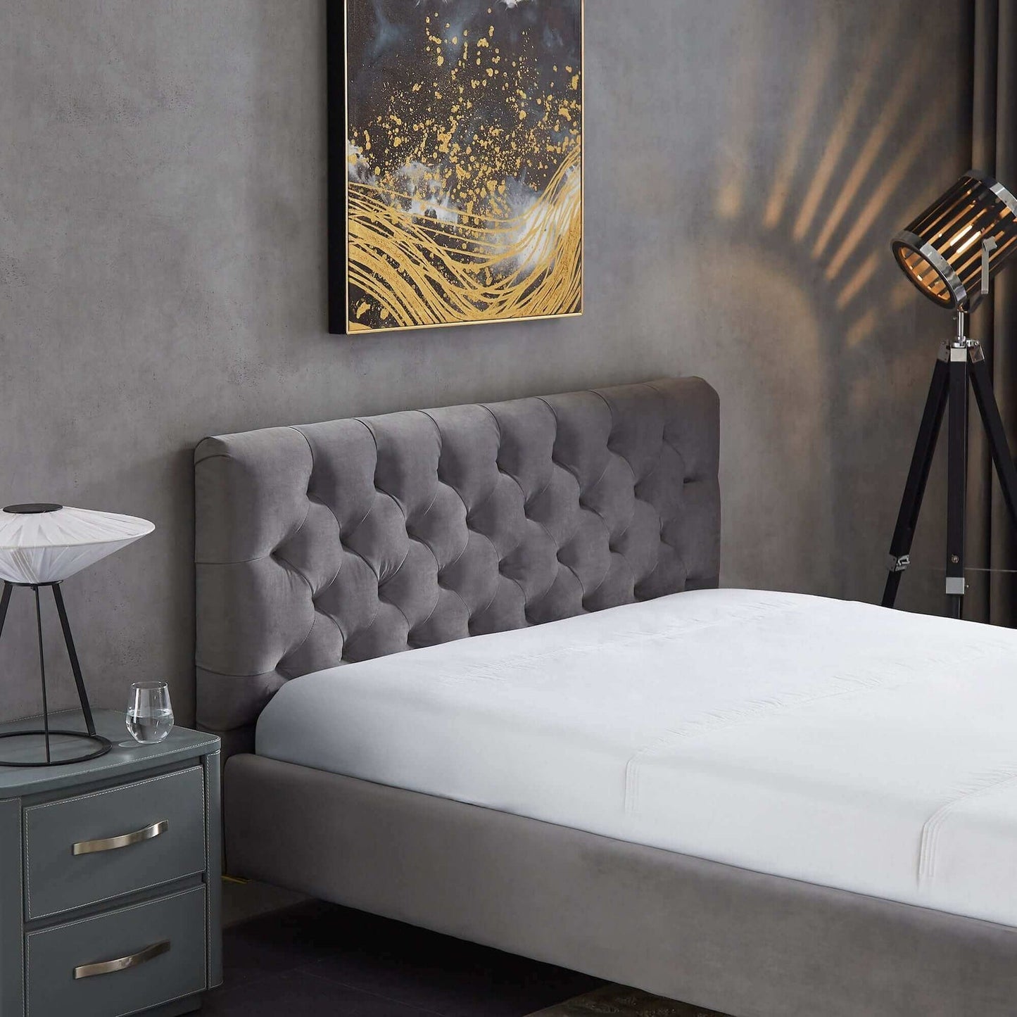 Bailey Grey Velvet Upholstered Queen Platform Bed